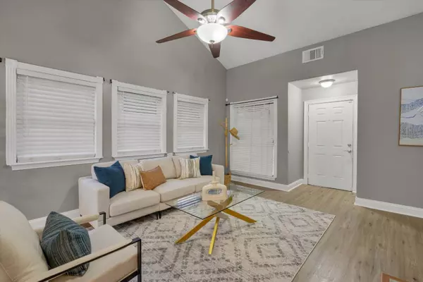 1426 Woodfern Dr, Arlington, TX 76018