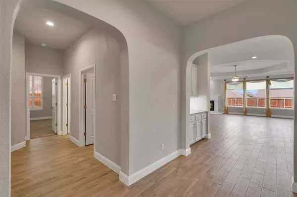 100 Welch Folly Lane, Aledo, TX 76008