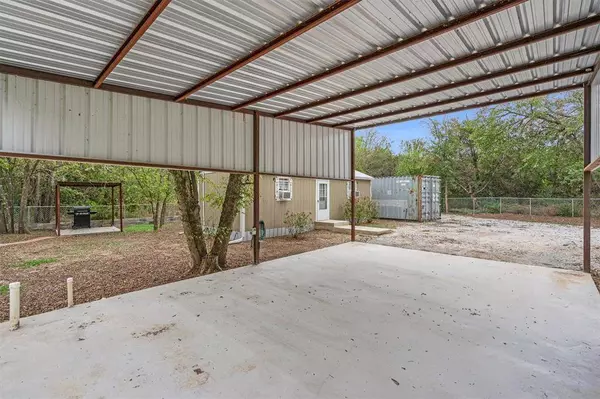 226 Waupoo Trail, Whitney, TX 76692