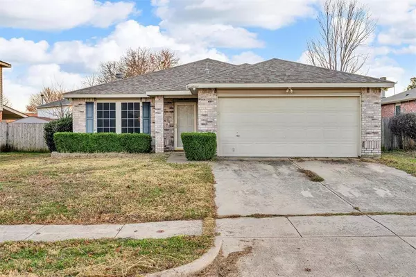 910 Anvil Creek Drive, Arlington, TX 76001