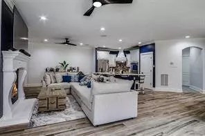 305 Post View Dr, Aledo, TX 76008