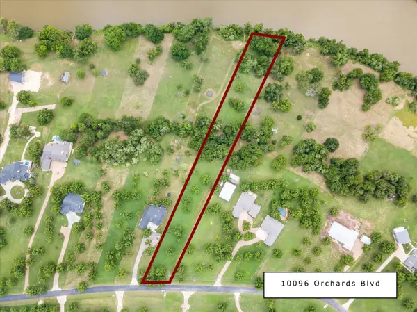 10096 Orchards Blvd, Cleburne, TX 76033