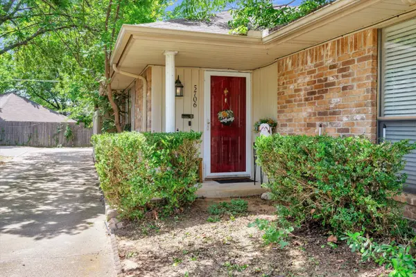 5706 Bramblewood Ct, Arlington, TX 76017