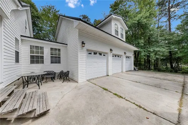 1011 Rainey RD, Temple, GA 30179