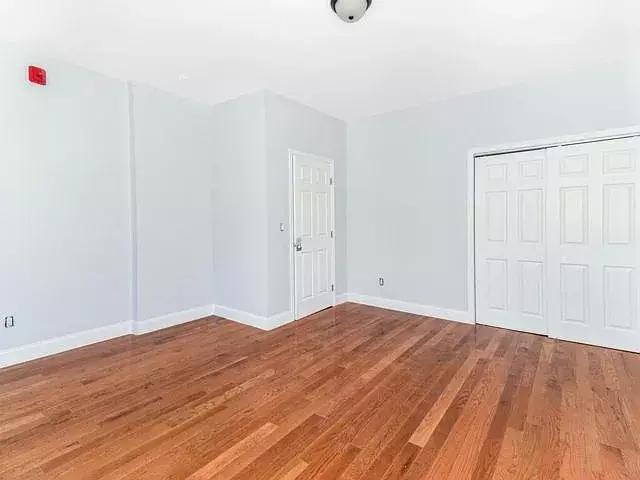 Yonkers, NY 10701-7332,251 Warburton Ave #3s