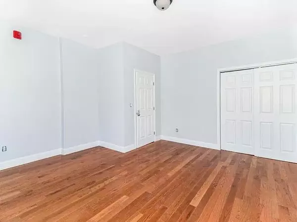 251 Warburton Ave #3s, Yonkers, NY 10701-7332