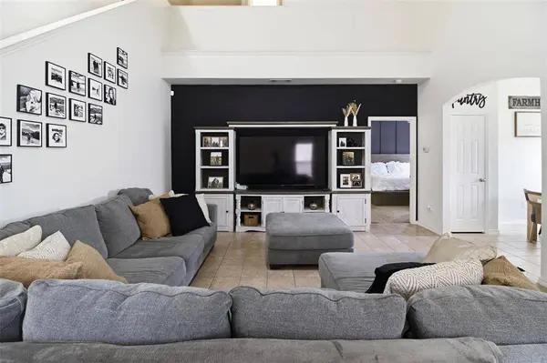 4105 Tiburon Street, Fort Worth, TX 76106