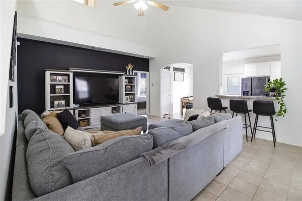 4105 Tiburon Street, Fort Worth, TX 76106