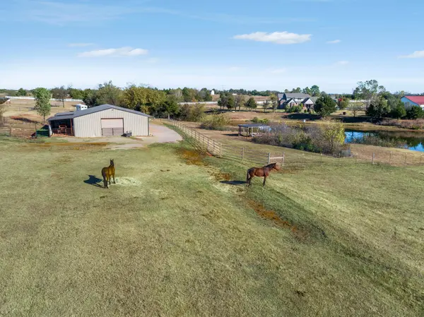 4200 Fox Croft Road, Norman, OK 73026