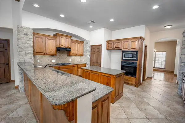 4400 Pennington CT, Norman, OK 73072