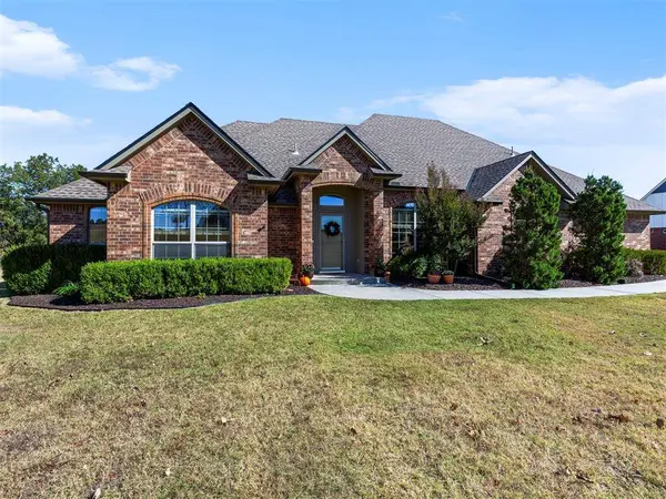 2521 Shoreline DR, Norman, OK 73026