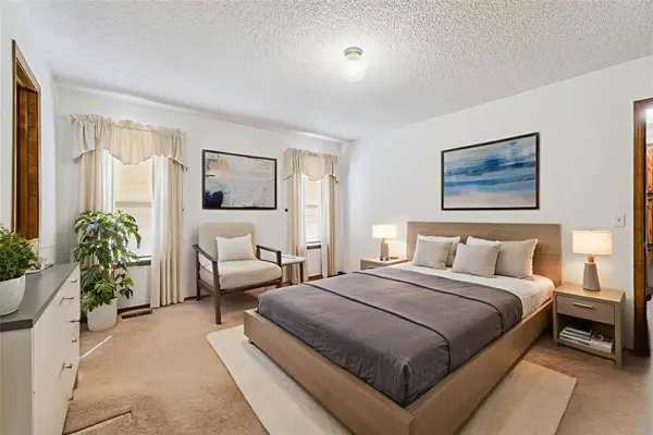 616 S Country Side TRL, Edmond, OK 73012