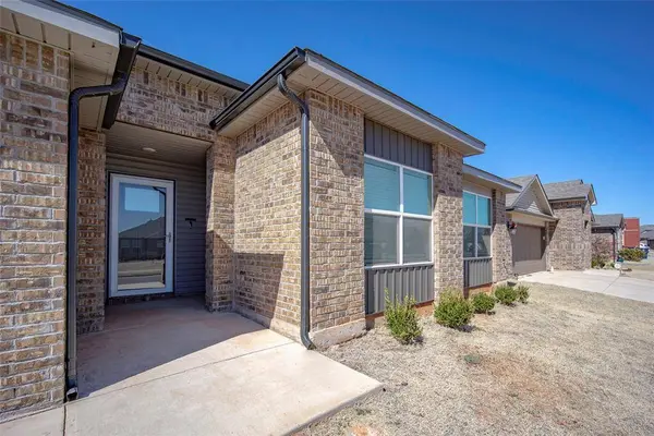 14613 Travertine Falls LN, Oklahoma City, OK 73142