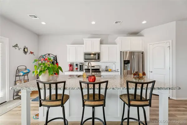 6250 S 317th East AVE, Broken Arrow, OK 74014