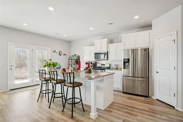 6250 S 317th East AVE, Broken Arrow, OK 74014