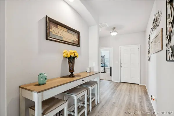 6250 S 317th East AVE, Broken Arrow, OK 74014