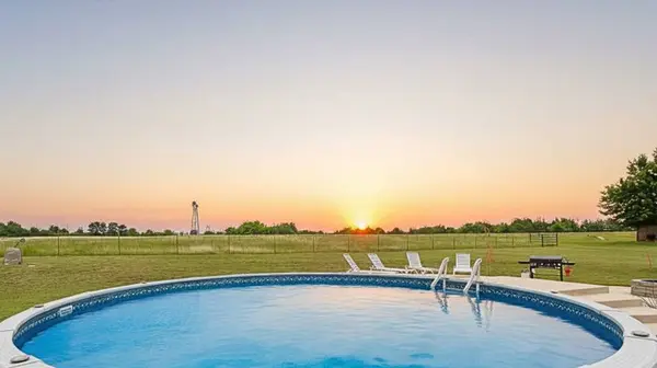 6451 East Post Oak Road, Noble, OK 73068