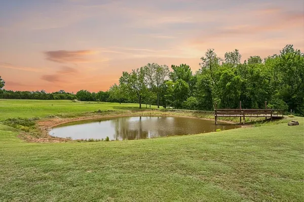 6451 East Post Oak Road, Noble, OK 73068
