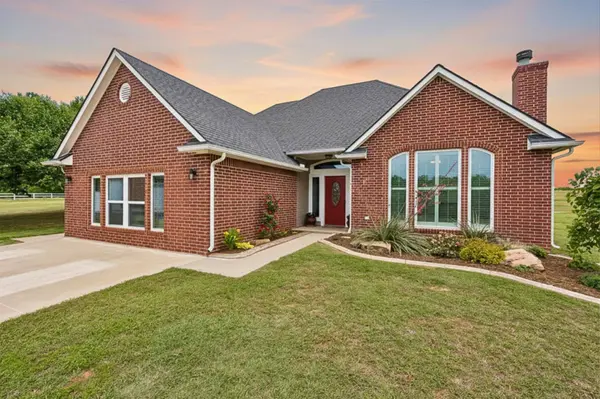 6451 East Post Oak Road, Noble, OK 73068