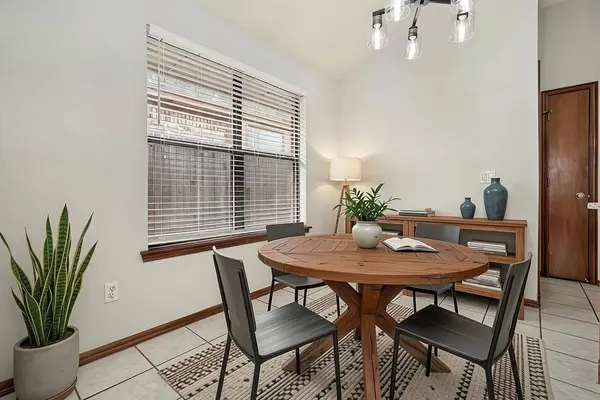 217 Sandstone Drive, Norman, OK 73071