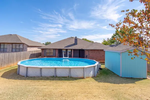 217 Sandstone Drive, Norman, OK 73071