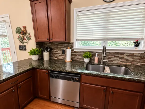 5276 Miranda Way SW, Powder Springs, GA 30127-8414