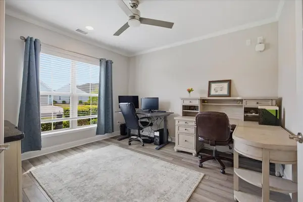 1044 Snowden Rd, Wilmington, NC 28412