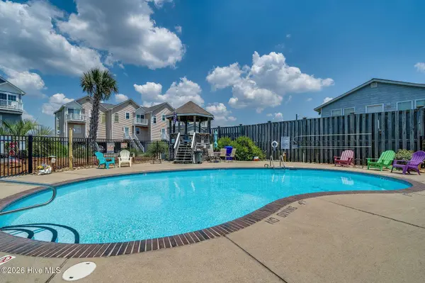 114 Calinda Cay CT, North Topsail Beach, NC 28460