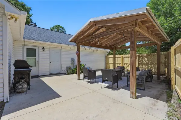 914 Gordon Woods Rd, Wilmington, NC 28411