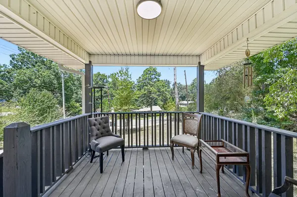 865 Delcris Drive, Birmingham, AL 35226