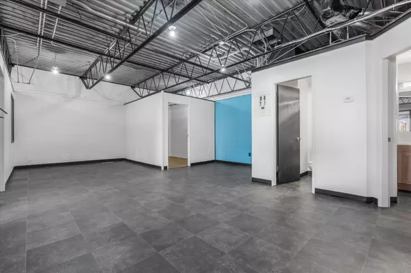 Edmonton, AB T6E 1W7,10041 81 Ave NW #200