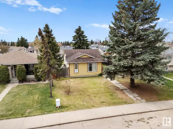 1758 37 ST NW, Edmonton, AB T6L 2R2