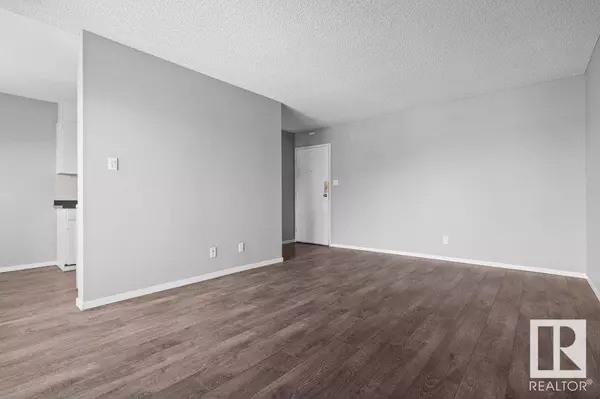 Edmonton, AB T6J 3V5