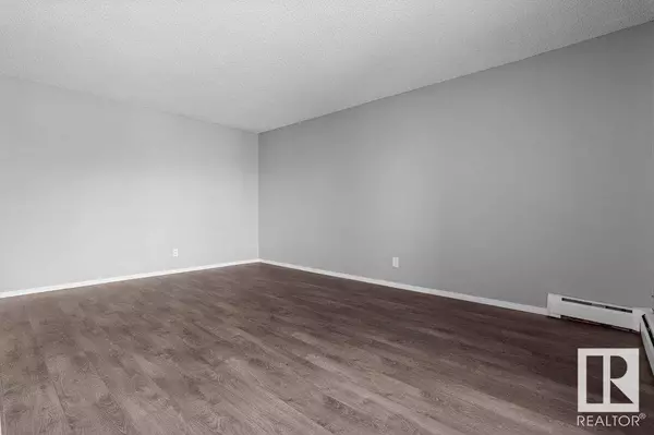 Edmonton, AB T6J 3V5