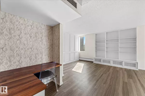 #401 10160 115 ST NW, Edmonton, AB T5K 1T6