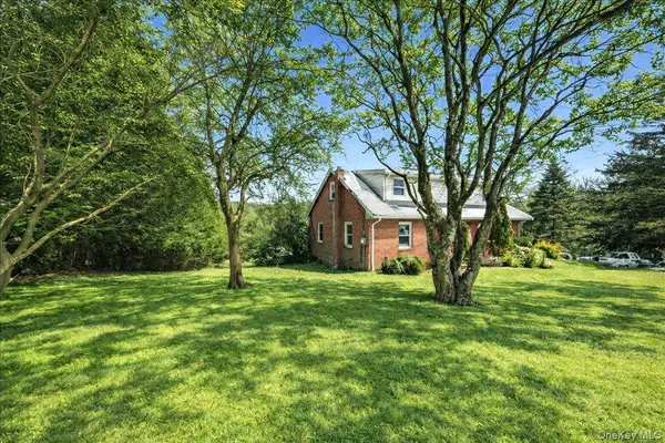 16 Primrose ST, Katonah, NY 10536