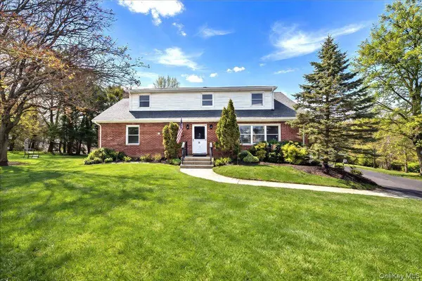 16 Primrose ST, Katonah, NY 10536
