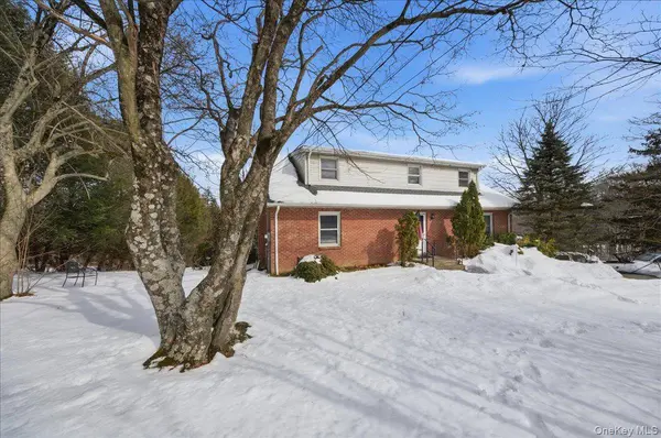 16 Primrose ST, Katonah, NY 10536