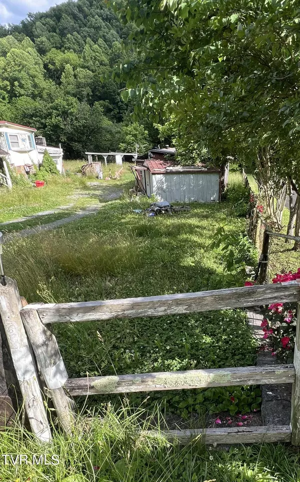 Tbd Fork River RD, Abingdon, VA 24210