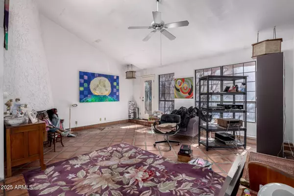 6038 N 81ST Place, Scottsdale, AZ 85250