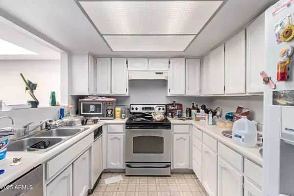 6038 N 81ST Place, Scottsdale, AZ 85250