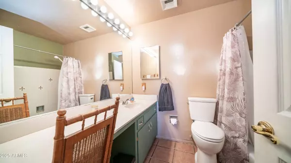 1008 N LA JOLLA Boulevard, Goodyear, AZ 85338