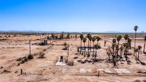 45540 W SMOKETREE Lane #83, Maricopa, AZ 85139