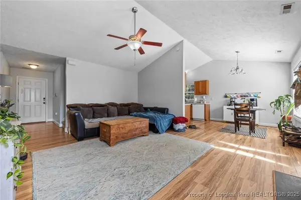 122 Kendall CT, Raeford, NC 28376