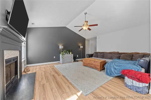 122 Kendall CT, Raeford, NC 28376