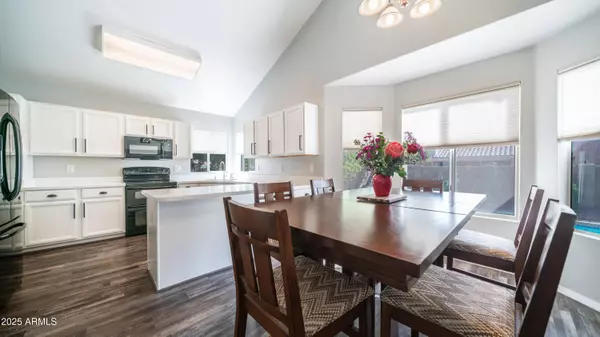 843 W PALO VERDE Street, Gilbert, AZ 85233