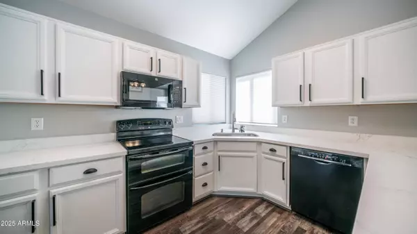 843 W PALO VERDE Street, Gilbert, AZ 85233