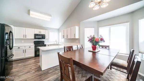 843 W PALO VERDE Street, Gilbert, AZ 85233