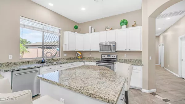 1970 E YELLOWSTONE Place, Chandler, AZ 85249