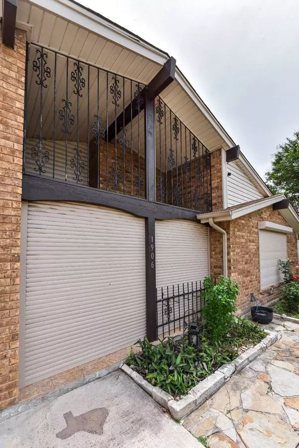 1906 Sherman Dr, Killeen, TX 76543